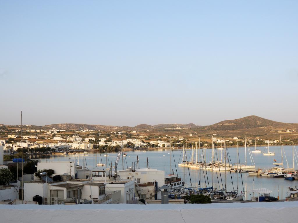 Hotel Adamas Екстериор снимка