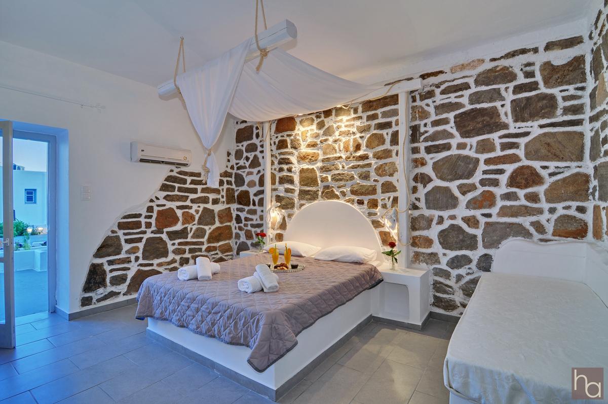 Hotel Adamas Екстериор снимка