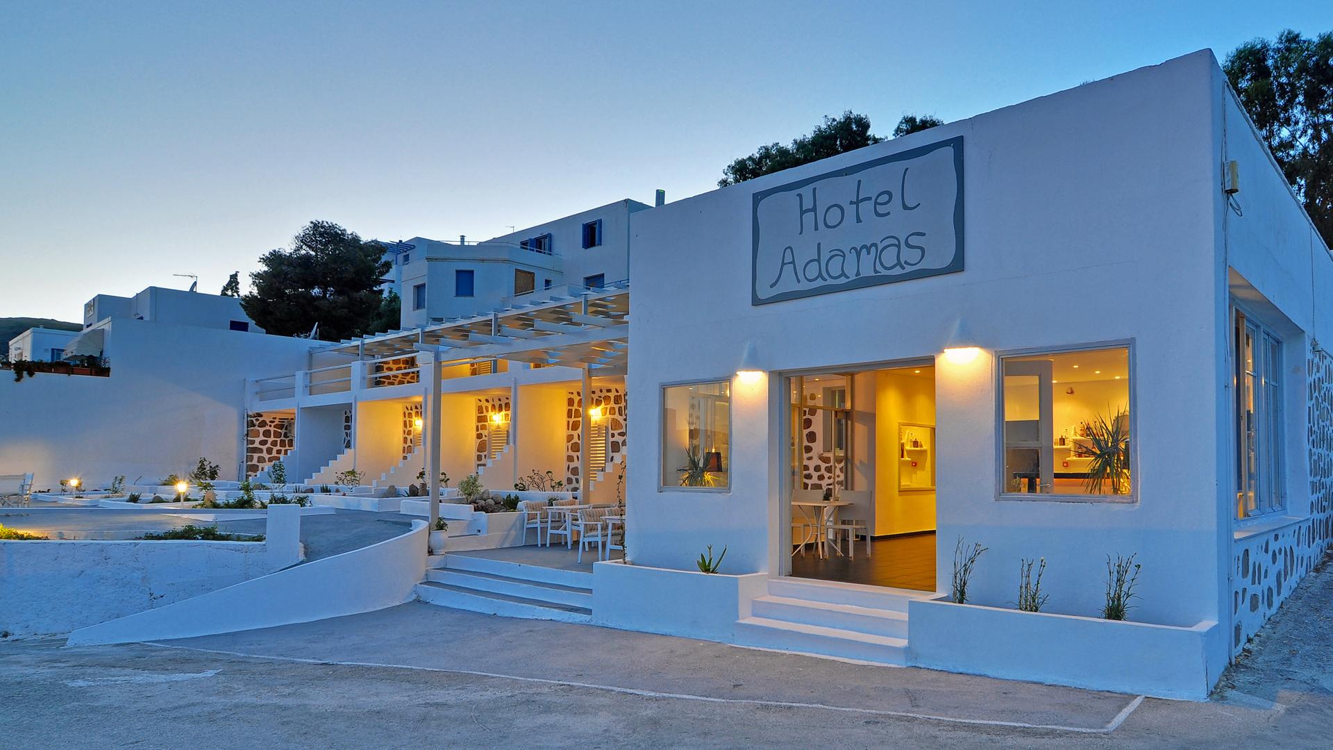 Hotel Adamas Екстериор снимка